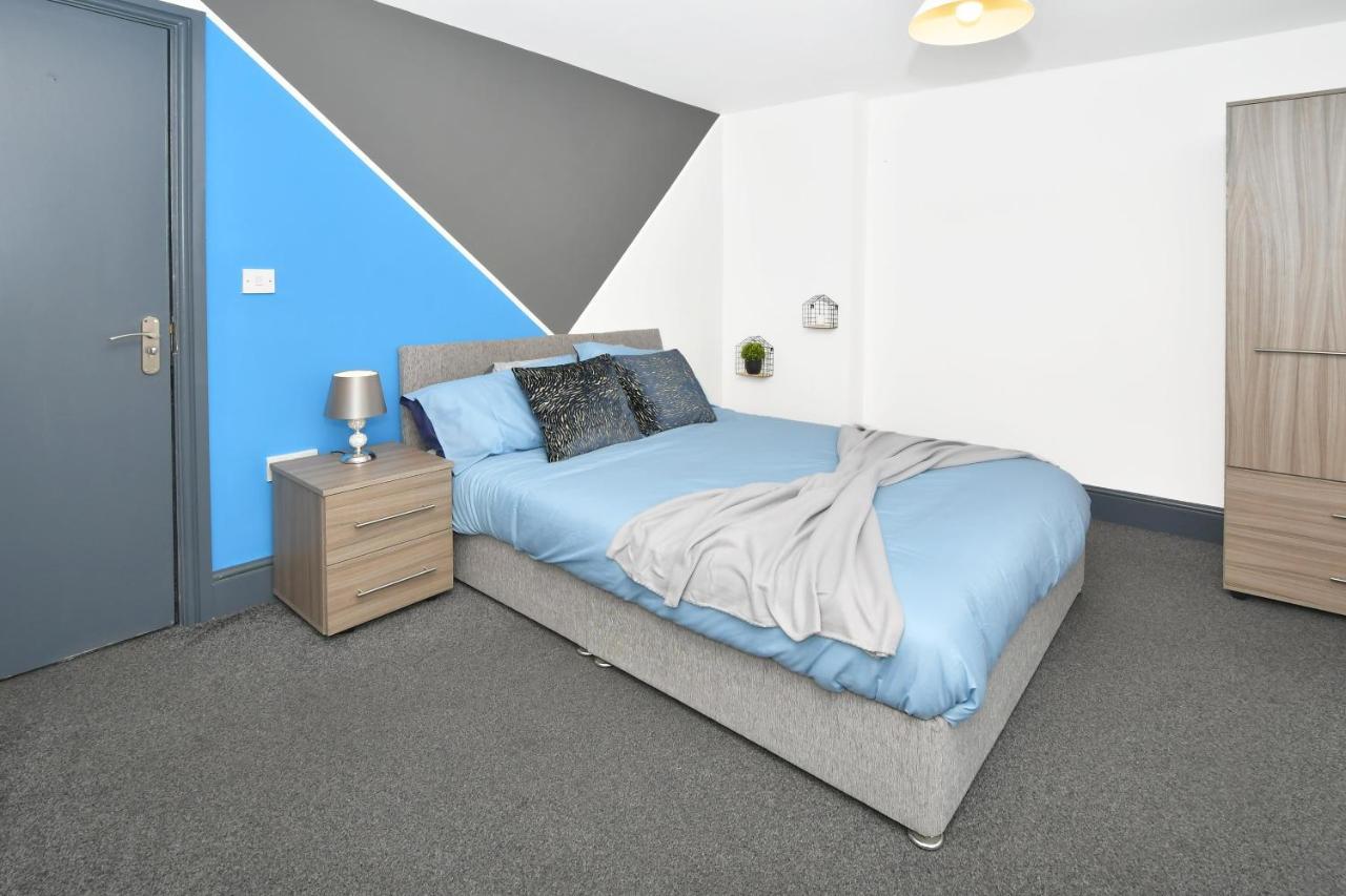 Townhouse @ Chiltern Place Newcastle Under Lyme Silverdale  Экстерьер фото