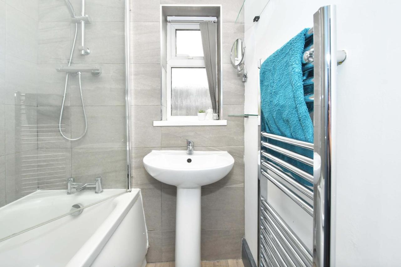 Townhouse @ Chiltern Place Newcastle Under Lyme Silverdale  Экстерьер фото